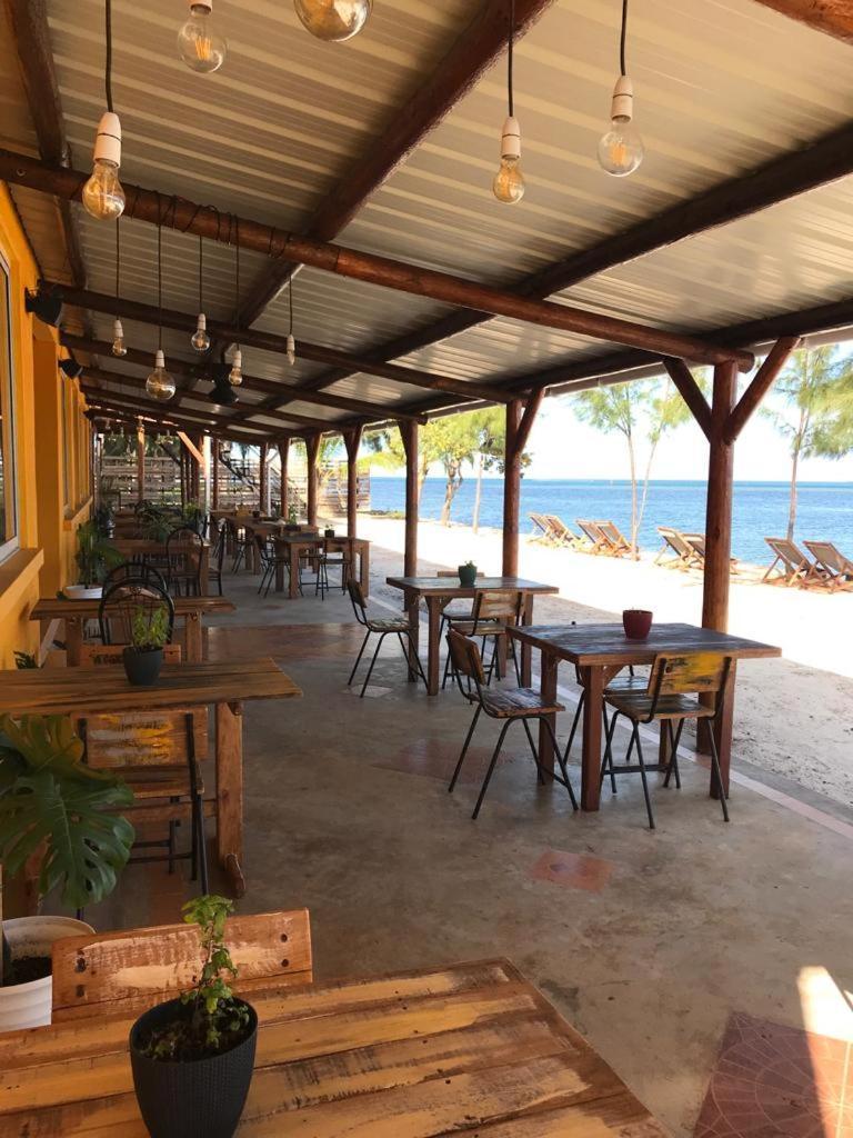 Bon Vivant Front De Mer - Ile Rodrigues Port Mathurin Exterior photo
